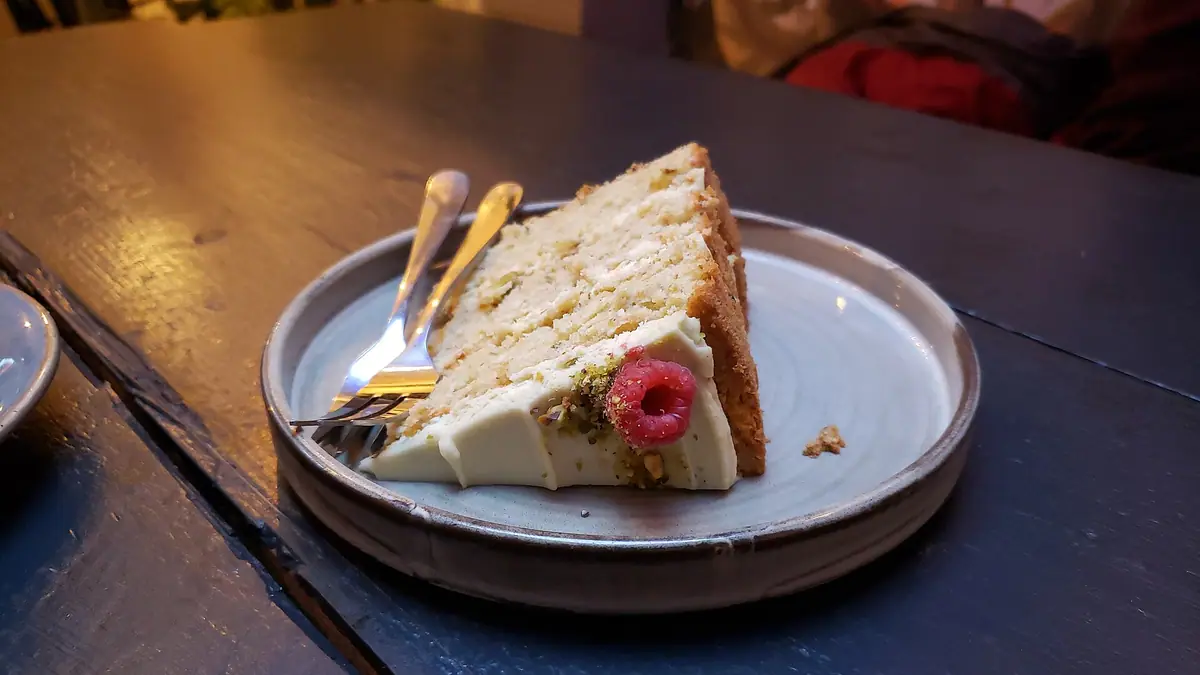 The Gasket – cake shop in Appley Bridge, Skelmersdale